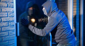 Gaglianico. Scassinano slot e intimano al titolare: “Fai finta di non vedere”, arrestati due rumeni